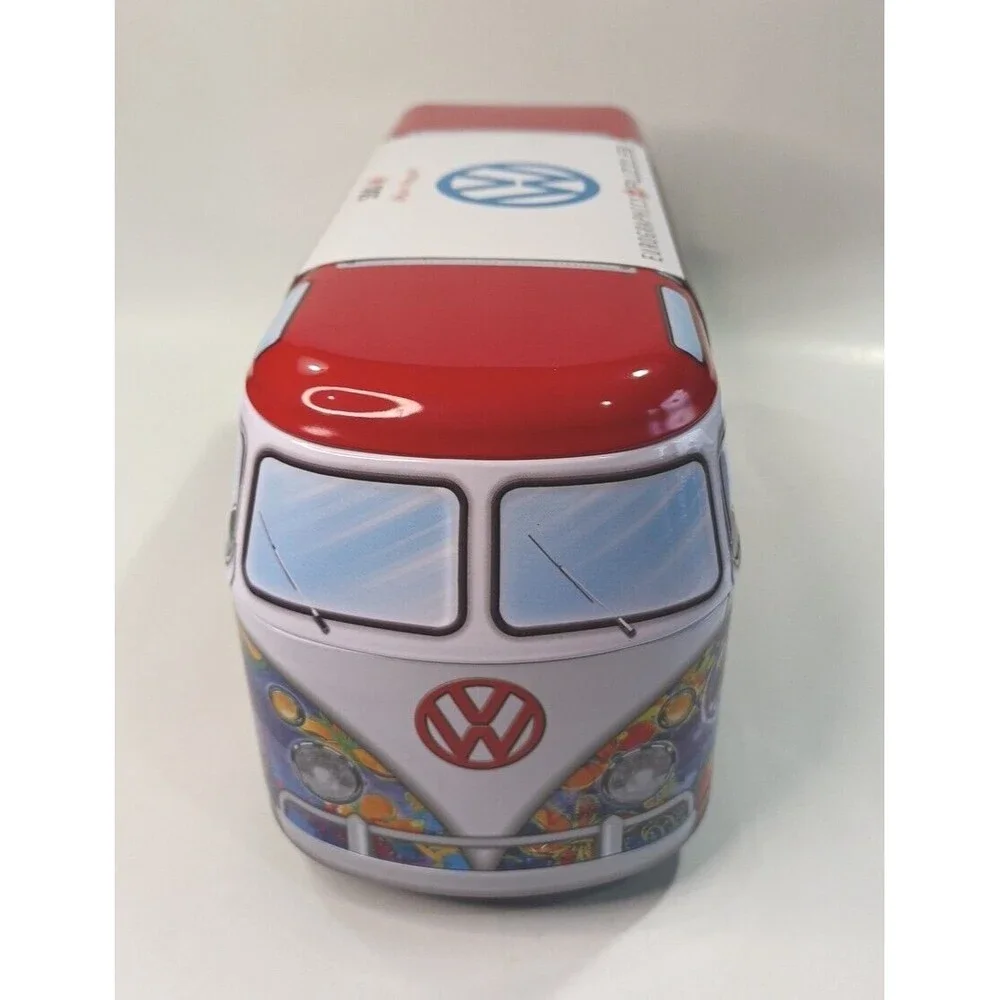 EuroGraphics VW Wave Hopper 550-Piece Puzzle in Collectible Tin with Poster